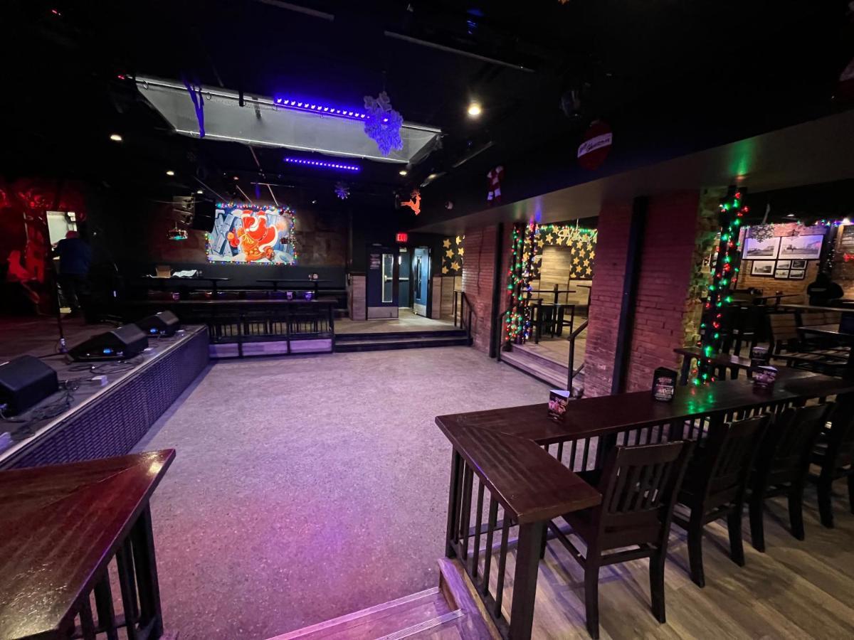 Commercial Hotel เอดมันตัน ภายนอก รูปภาพ